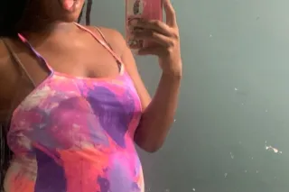 Hi Im Sarah Sweet a good squirter I squirt a lot I’m hot and polite - Image 1